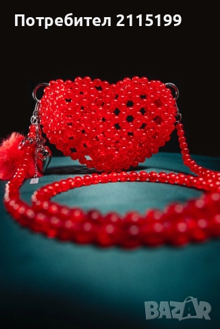 Ръчно плетени чанти с акрилни мъниста във форма на сърце, снимка 2 - Чанти - 51788115