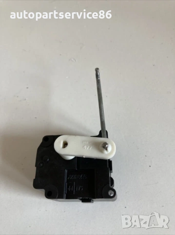 Мотор за клапа на парно за Volkswagen Phaeton 3.0 Tdi V6 (2008) 0637008690, снимка 2 - Части - 54181082