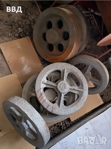 балванки заготовки отливки колелa от чугун за плъзгащти портали и врати