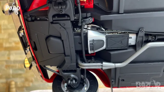 макет на ЖИГУЛИ 1:8 НОВА, снимка 15 - Колекции - 47384534