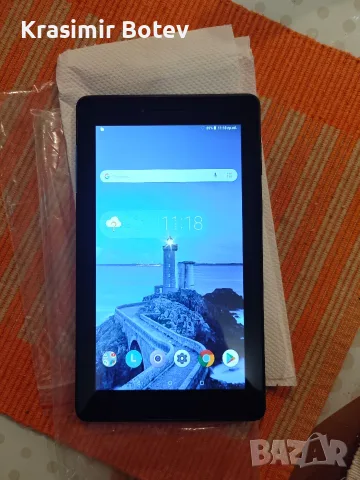 Lenovo Tab E7 таблет + 2 клъфа, снимка 2 - Таблети - 56449587