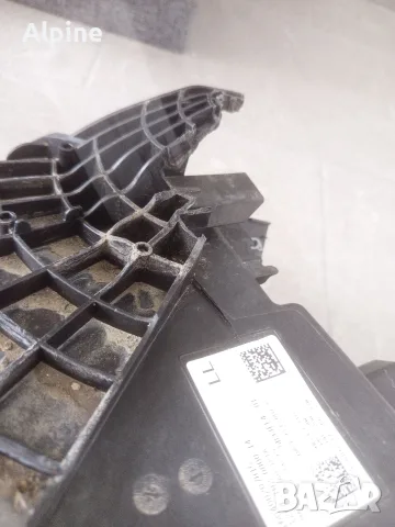 Десен фар за BMW 7 G70, снимка 5 - Части - 55843537