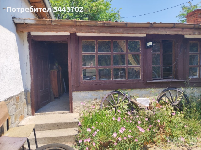 Продавам къща в Златна Ливада, снимка 3 - Къщи - 53215395