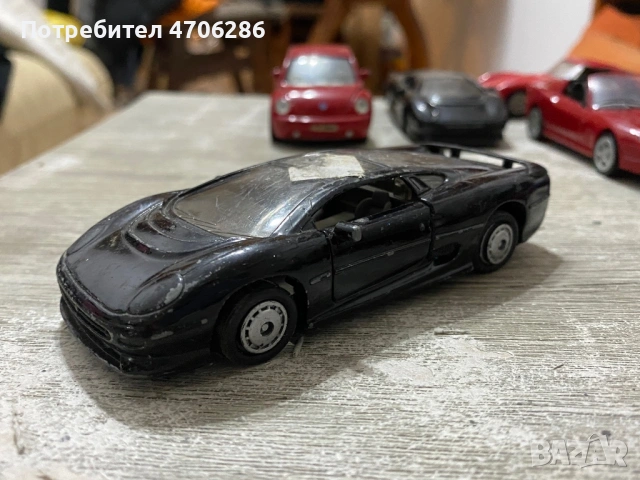 Метални колички 1:43Burago/Maisto , снимка 9 - Коли, камиони, мотори, писти - 53067121