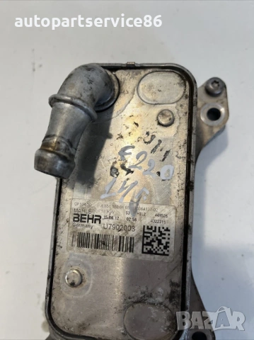 Маслен радиатор 2.2 CDI за Mercedes W212 (2012) A6511800665, снимка 2 - Части - 54133275