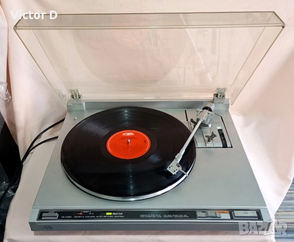 JVC QL-A220 - Грамофон Direct Drive Quartz 