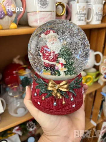 Коледно музикално преспапие