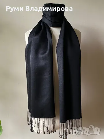 Черен шал от 100 % фина вълна, снимка 5 - Шалове - 49736167