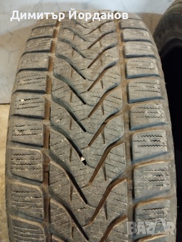 Зимни гуми 215/60/17 DOT 2017, грайфер 6,5 mm., снимка 5 - Гуми и джанти - 38606509
