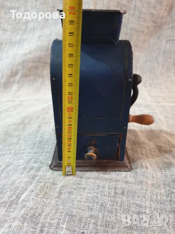 Антична кафемелачка от 1900-та година., снимка 7 - Антикварни и старинни предмети - 49689711