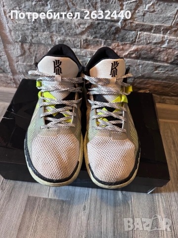 Nike KYRIE FLYTRAP V , снимка 5 - Маратонки - 54043856