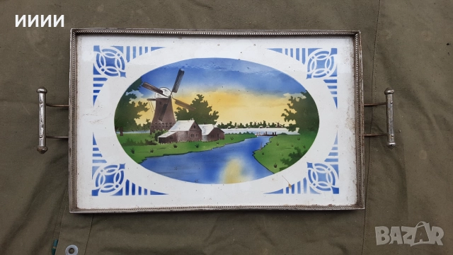 Порцеланов поднос