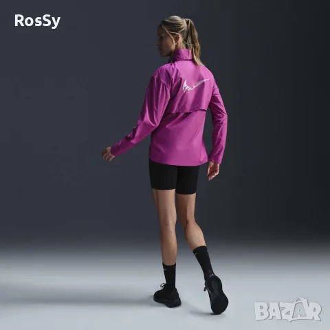 оригинална ветровка дамска Nike