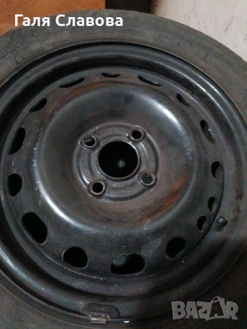 Четири броя автомобилни гуми с джанти плюс една резервна също с джанта, снимка 5 - Гуми и джанти - 51960863