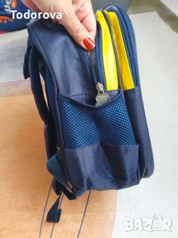 Релефна раница на миньони за детска градина , снимка 3 - Раници - 37345161