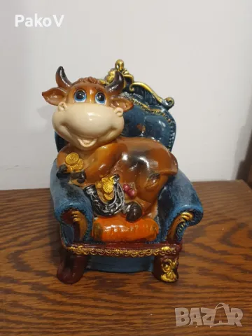 Статуетка на "Бик седнал на трон", снимка 2 - Статуетки - 50185999