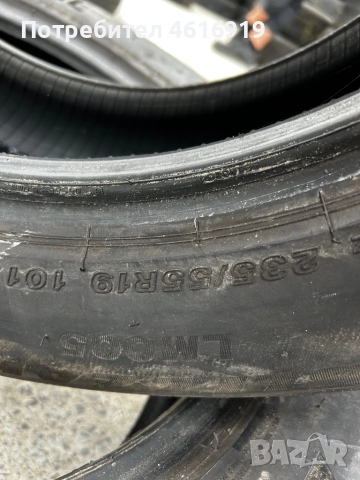 Зимни гуми Bridgestone 235/55R19, снимка 6 - Гуми и джанти - 52045320