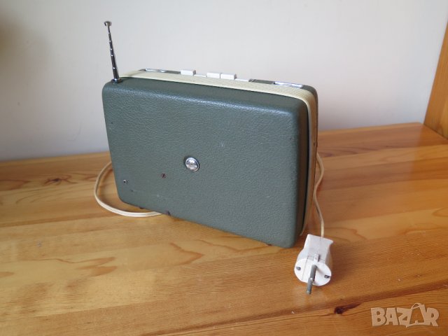 Kofferradio NORDMENDE Transita deLuxe 1962/1963год., снимка 5 - Радиокасетофони, транзистори - 38981841
