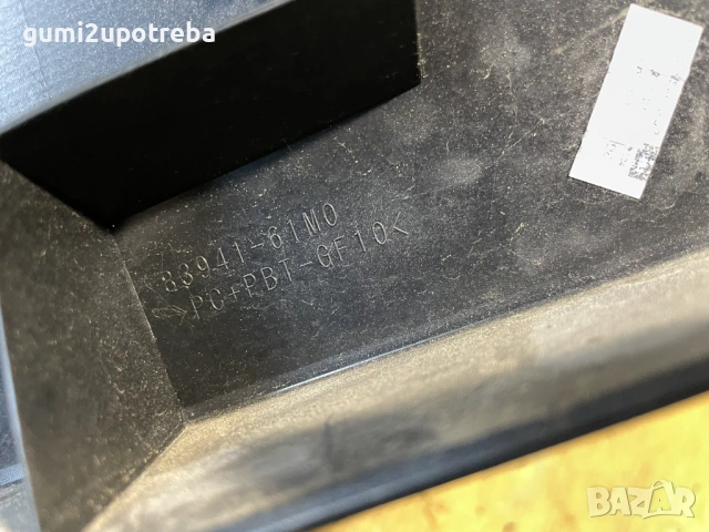 Облицовка с Емблема Багажник 83941-61M0 SUZUKI SX4 S-Cross JY 2018 1.0 Турбо, снимка 5 - Части - 53070123