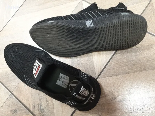 нови дишащи маратонки Supoeme FLX , снимка 4 - Маратонки - 47722599