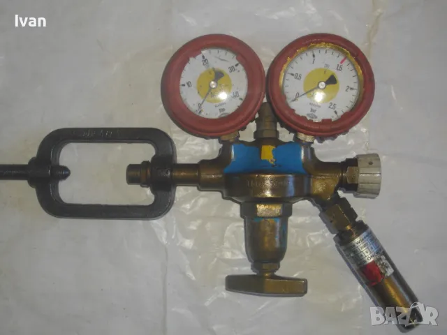 AGA Немски РЕДУЦИР ВЕНТИЛ ЗА АЦЕТИЛЕН С ИСКРОГАСИТЕЛ РЕГУЛАТОР НАЛЯГАНЕ за оксижен горелка резак, снимка 2 - Други инструменти - 47614201