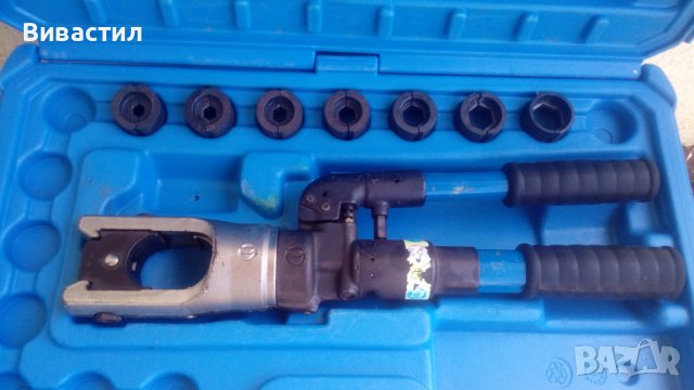 Ръчна хидравлична преса Cembre HT-131UC