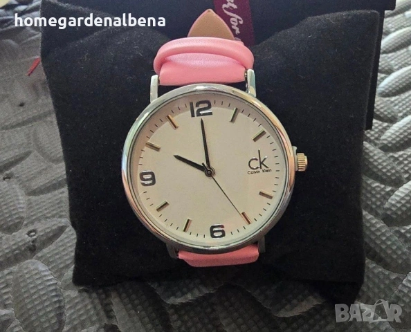 Дамски луксозни часовници с кристали — метална верижка — различни модели и цветове, снимка 12 - Луксозни - 54233053