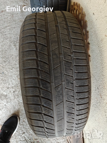 Зимни гуми 215/55/16, снимка 2 - Гуми и джанти - 52199736