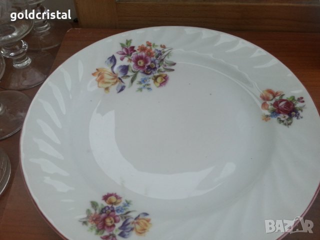 Стар български порцелан чинии плитки, снимка 3 - Антикварни и старинни предмети - 35848994