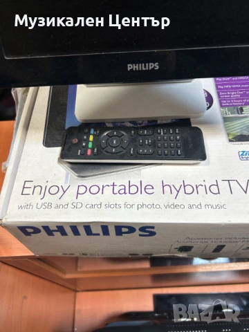 Портативен телевизор Philips PVD1079, снимка 2 - Телевизори - 53284481