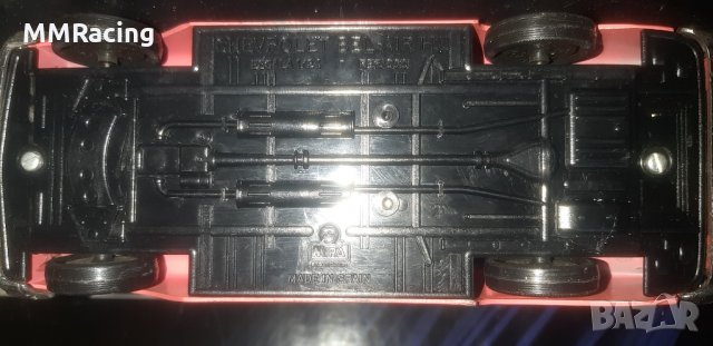 Ламаринена кола  1:24, снимка 2 - Колекции - 31813626