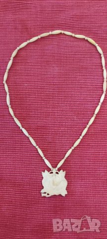 Огърлица, колие, гердан от кост. 