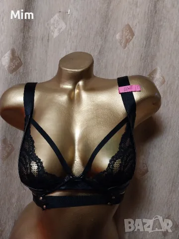 Hunkemoller 75 E Черен сутиен от кожа и дантела , снимка 2 - Бельо - 49252087