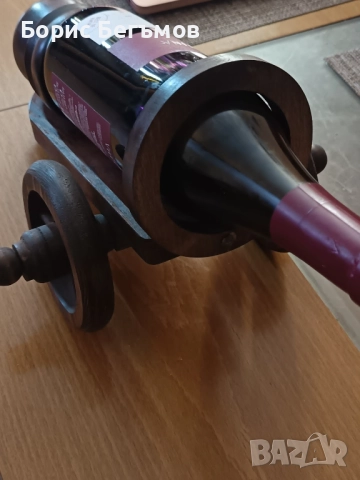 Дървена поставка за вино