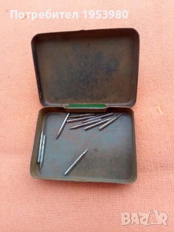 Кутийка с иглички за грамофон, снимка 3 - Антикварни и старинни предмети - 38575129