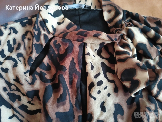 Копринена блуза без ръкави, снимка 2 - Корсети, бюстиета, топове - 52372270