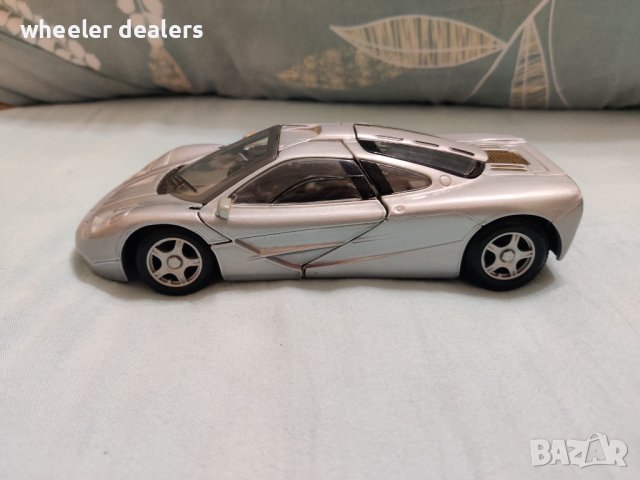 Метална количка Mclaren F1 Maisto Supercar collection 1/24, снимка 2 - Колекции - 40626653