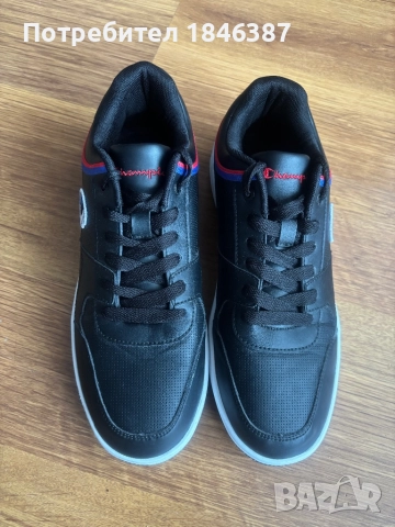 Нови мъжки кецове Champion 44 номер, снимка 2 - Маратонки - 52558907