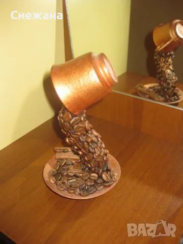 Красива декорация от чашка с кафе, снимка 2 - Антикварни и старинни предмети - 45857246