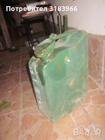 метална руба 10 литра .за гориво  отлична , снимка 5 - Аксесоари и консумативи - 42436577