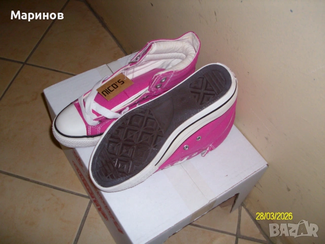 Продавам нови маркови кецове  , снимка 3 - Кецове - 54030674