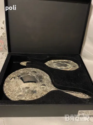 Огледало и четка , снимка 1