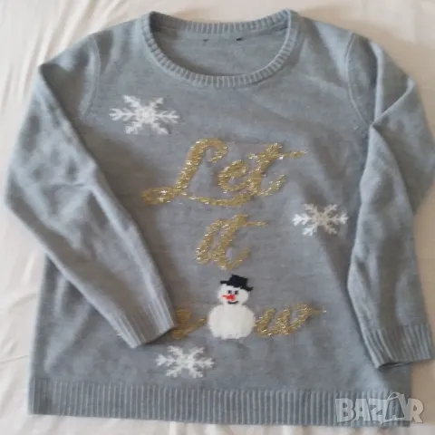 Коледна блузка на снежинки със снежен човек