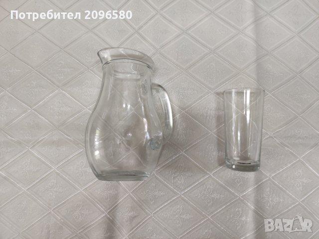Стъклена кана с 6 чаши, снимка 2 - Чаши - 37846769