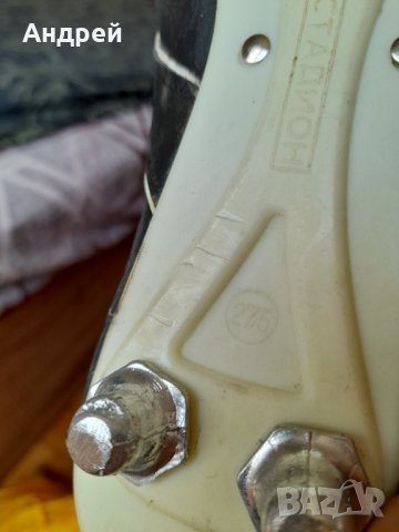 Стари футболни обувки,бутонки Стадион Габрово, снимка 6 - Други ценни предмети - 37871703