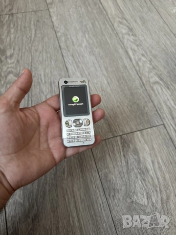 Sony Ericsson W890i Walkman Metal, снимка 4 - Sony Ericsson - 56120371