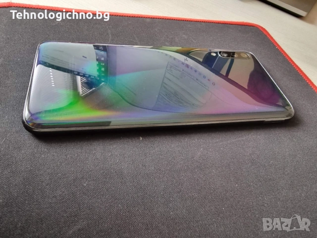 Samsung Galaxy A70 6/128GB, снимка 3 - Samsung - 53898649