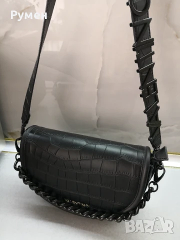 Valentino Bags черна чанта, снимка 3 - Чанти - 51059974