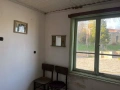 Къща с просторен двор в центъра на село Горица, община Попово, снимка 13