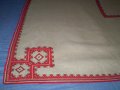 Ръчно бродирана ленена покривка за маса Българска бродерия, снимка 6
